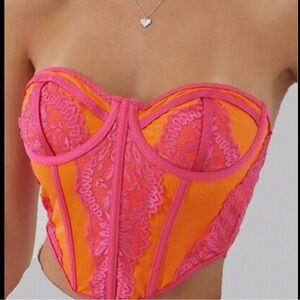 Low Cut Lace Wrap Corset